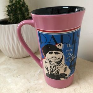 Disney Miss Piggy in Paris tall pink mug in EUC